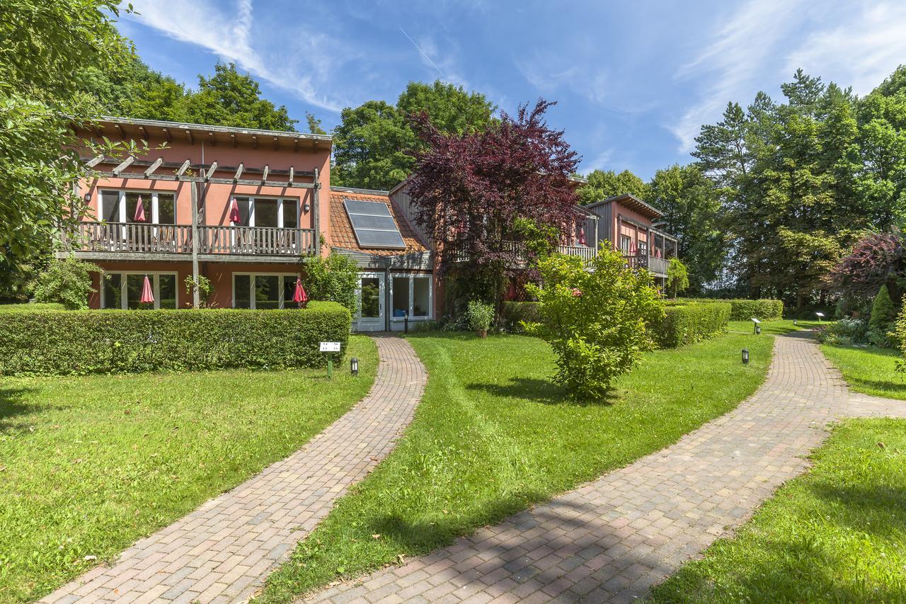 Bio- Und Gesundheitshotel Gutshaus Stellshagen Esterno foto