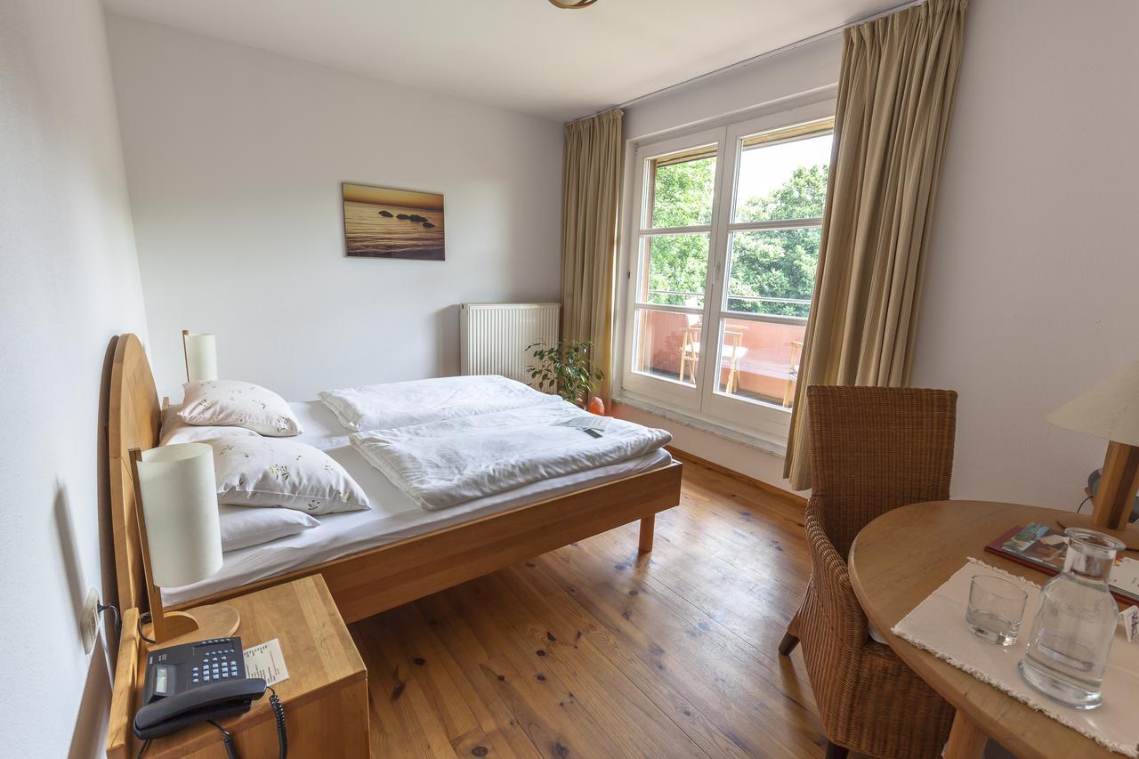 Bio- Und Gesundheitshotel Gutshaus Stellshagen Esterno foto